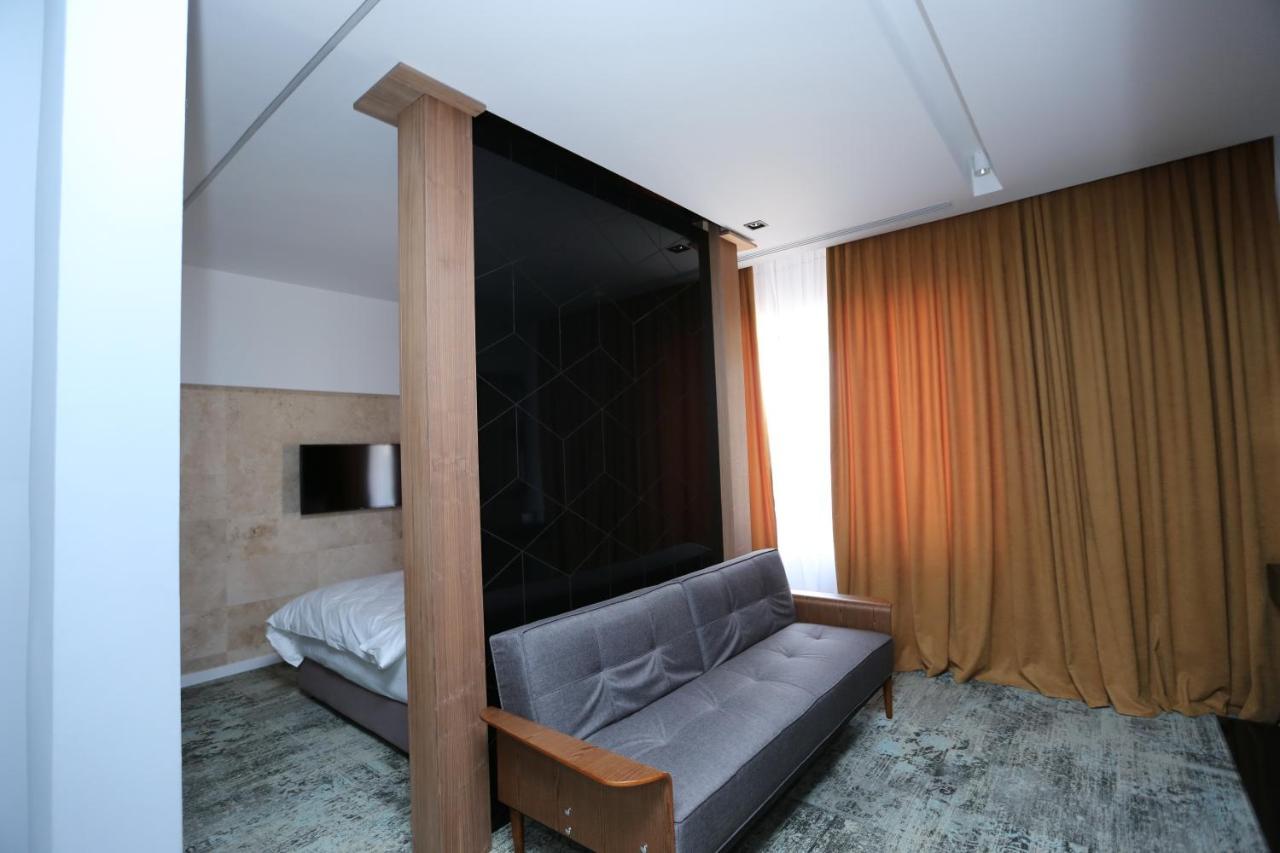 Valentino Rooms Focşani Exteriér fotografie