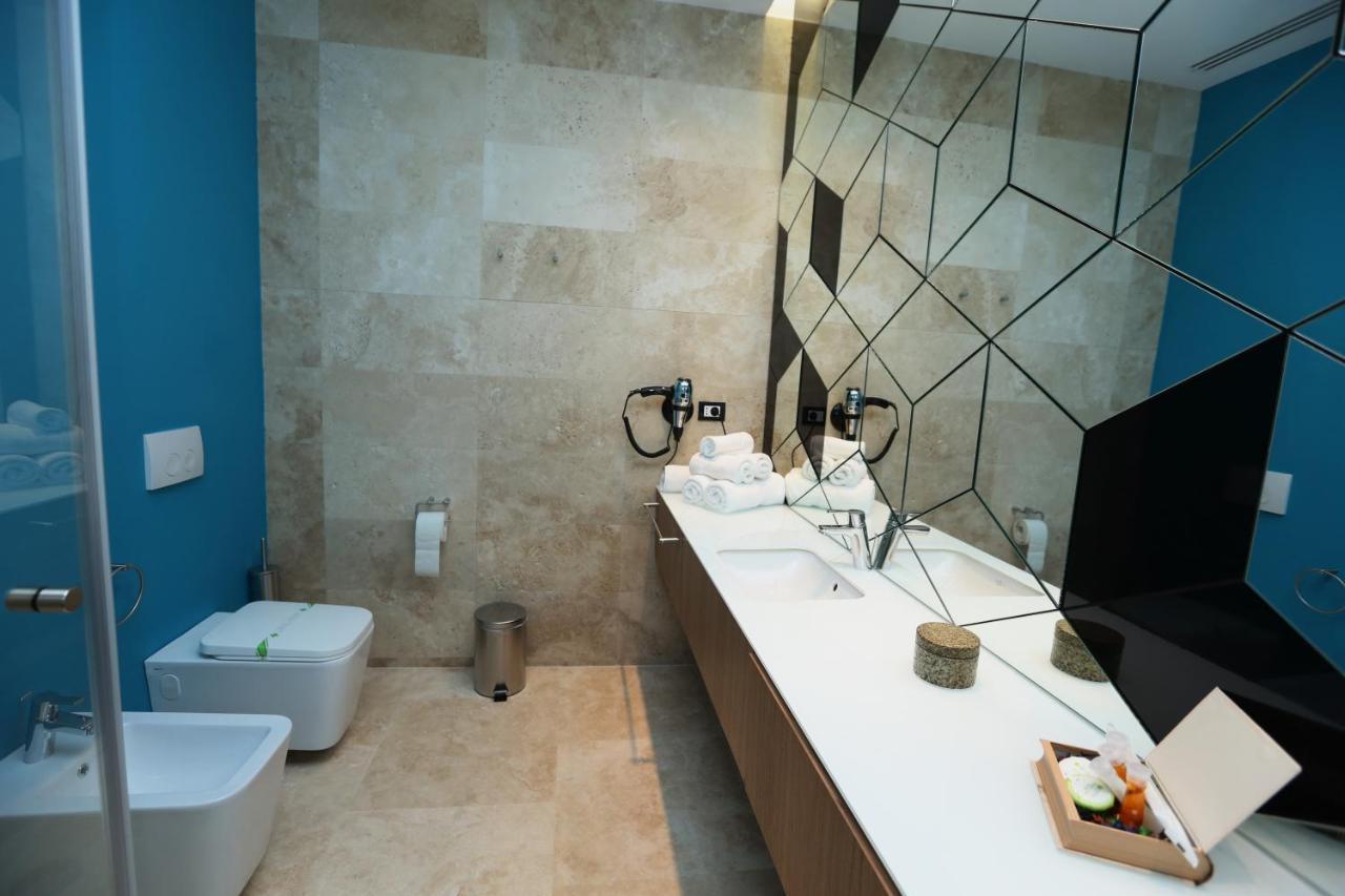 Valentino Rooms Focşani Exteriér fotografie