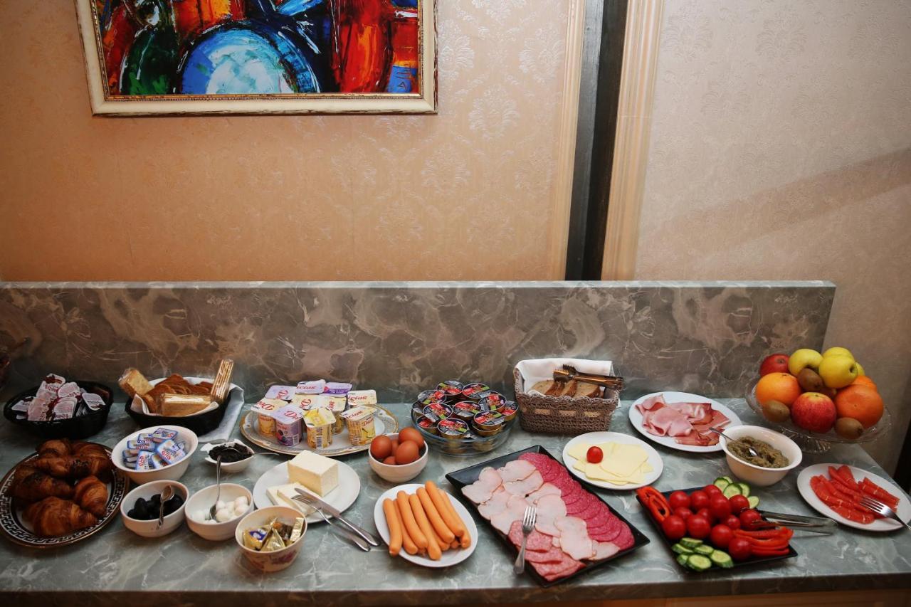 Valentino Rooms Focşani Exteriér fotografie
